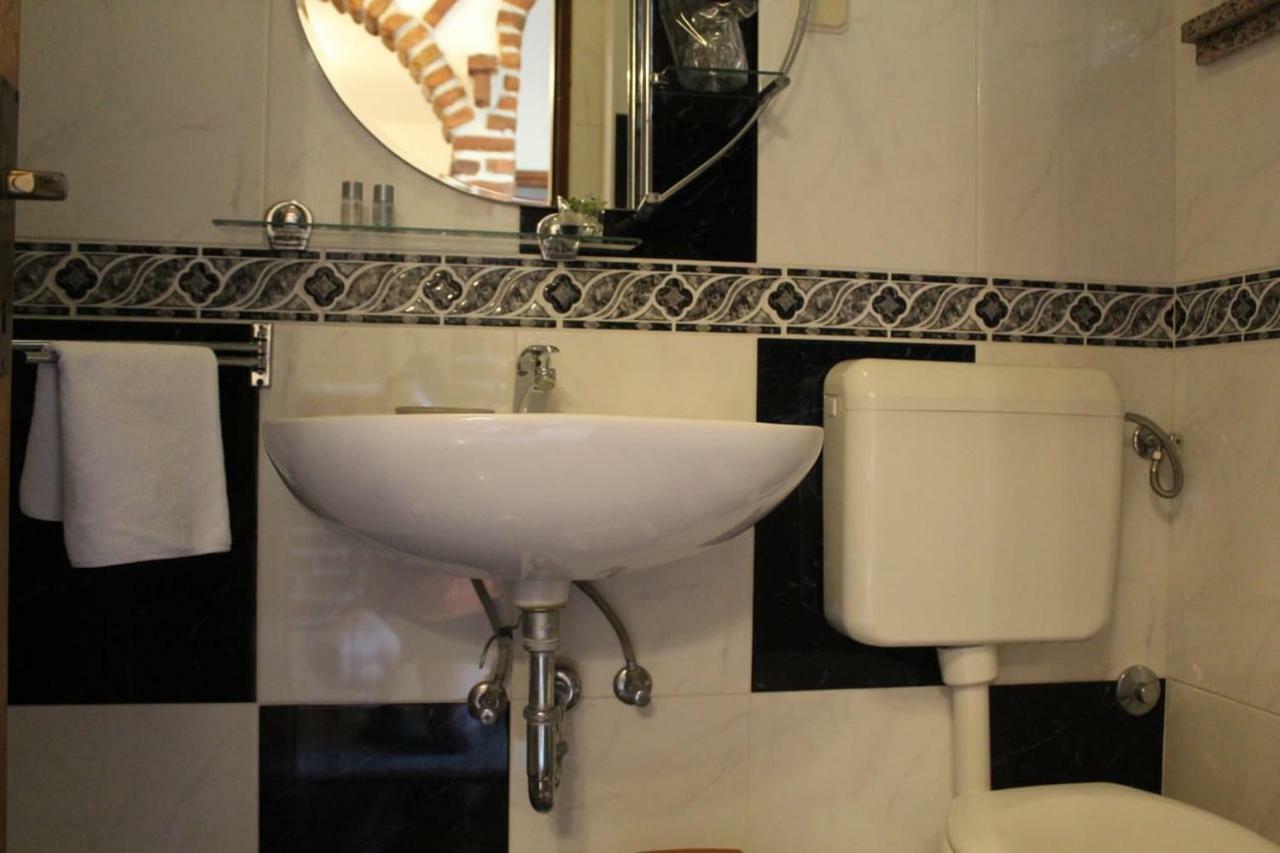 Apartment Pirovic Turanj Kültér fotó