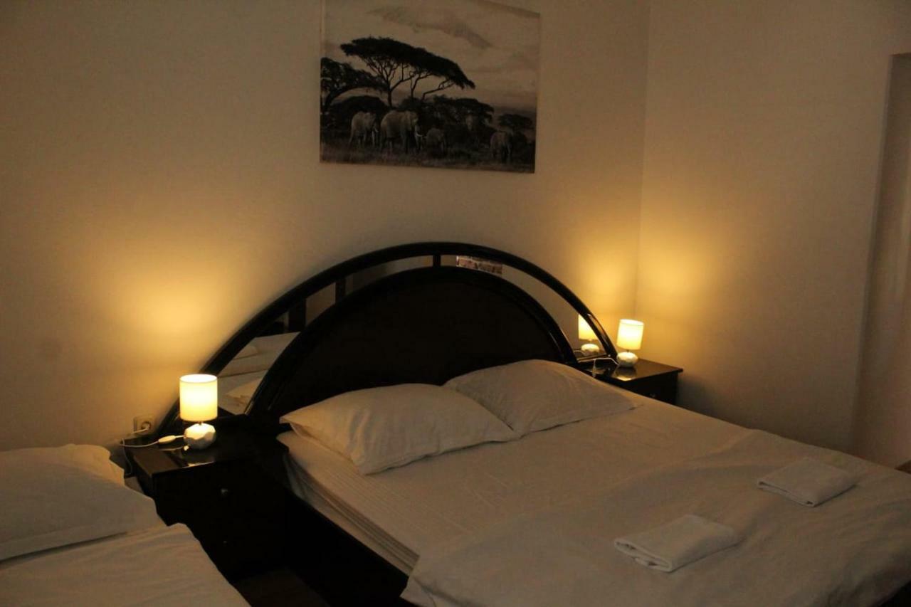 Apartment Pirovic Turanj Kültér fotó