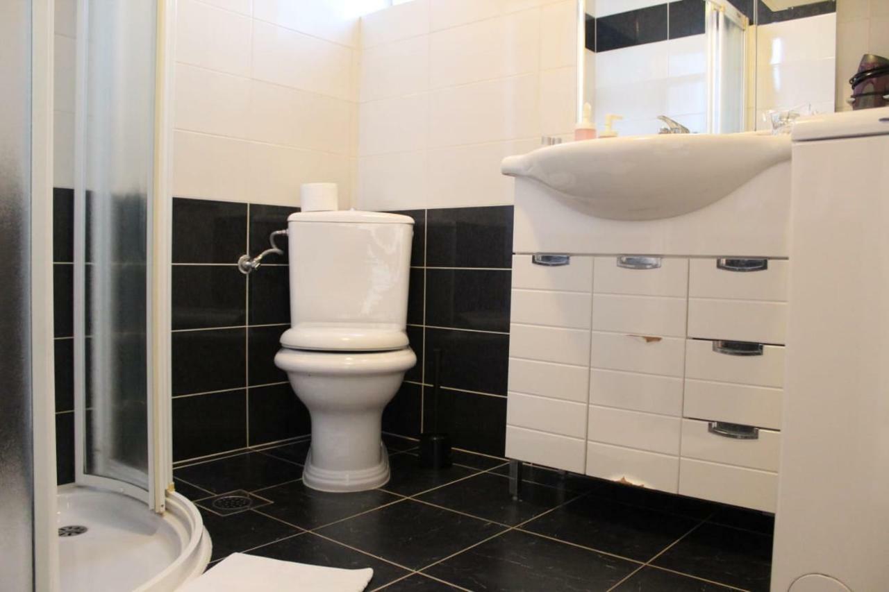 Apartment Pirovic Turanj Kültér fotó