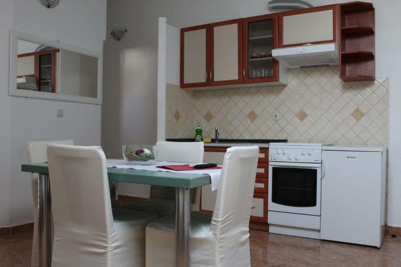 Apartment Pirovic Turanj Kültér fotó